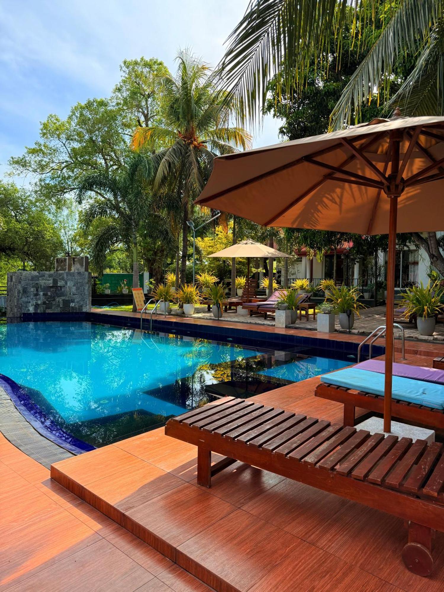 Gold Crown Residence Dambulla Exterior foto